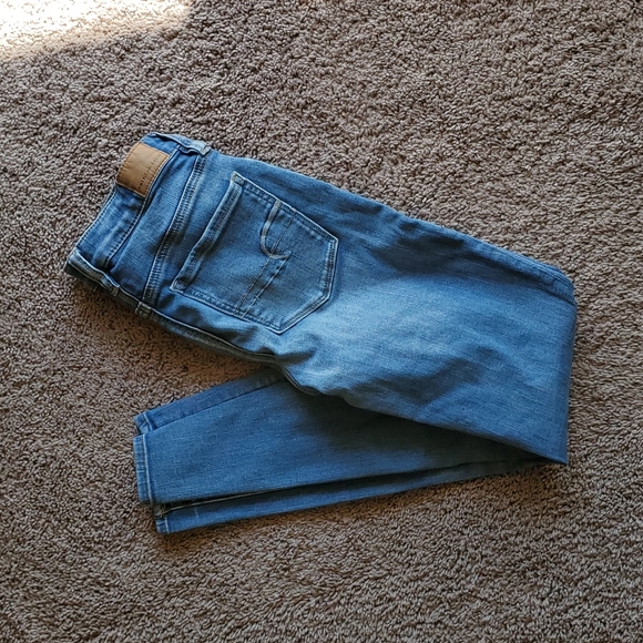 American eagle super hi rise jeggings SZ 4 - Picture 1 of 2